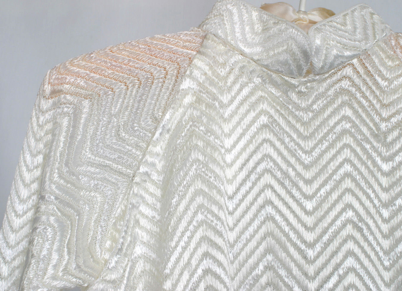 Handmade Original White Pearl Chevron Pattern Tra… - image 3