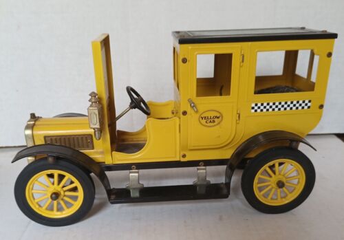 Vintage 1927 New York City Yellow Cab Replica Made in Holland Steel Frame 12x5x7 - Picture 1 of 10