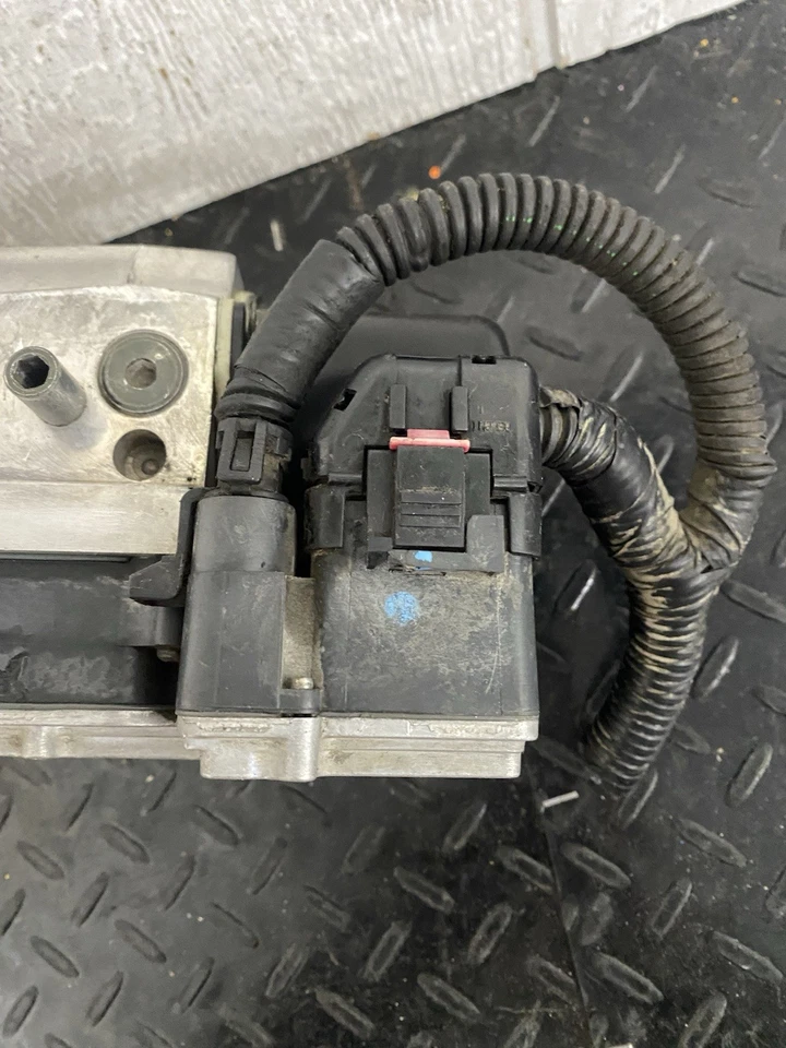 Conjunto de bomba de freno antibloqueo ABS Isuzu Rodeo Axiom 1998-2004 fabricante de equipos originales 897256569 Foto 4 de 4