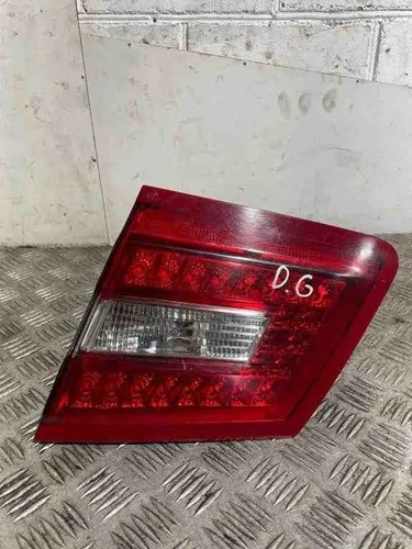 MERCEDES-BENZ E W211 Heckklappenleuchte rechts 2128201064 2.20 Diesel 32462423