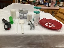 Pampered Chef Lot of 10 Kitchen Tools/Accessories All PC Stamped and Gently used