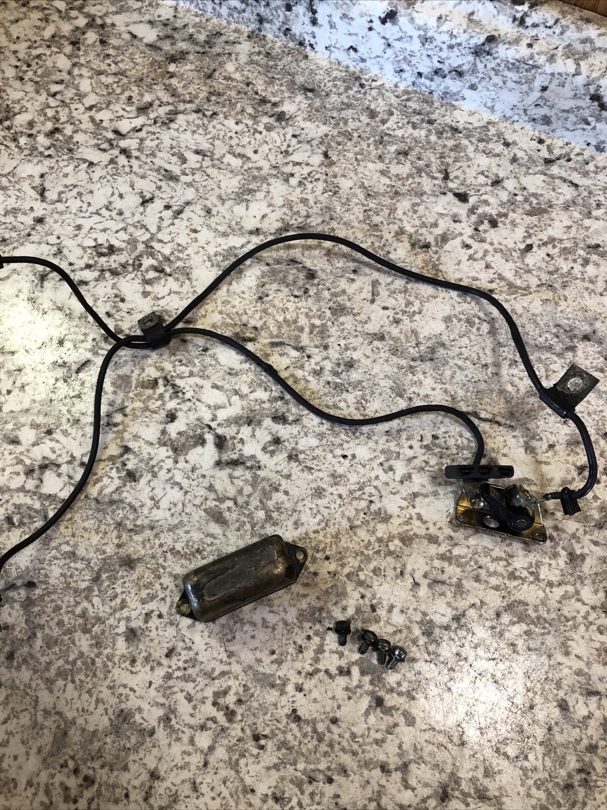 Kohler K181 K181S 30839 OEM Breaker Ignition Parts Wire Cover 47 15003S