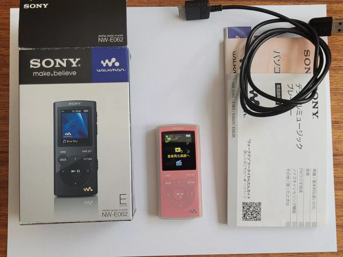 SONY WALKMAN 2GB NW-E062 Red MP3 Portable Retro Player + Box