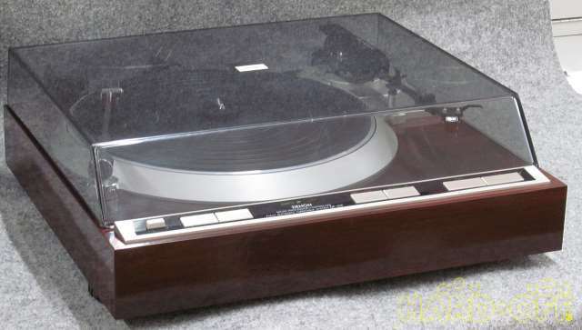denon record player with speakers