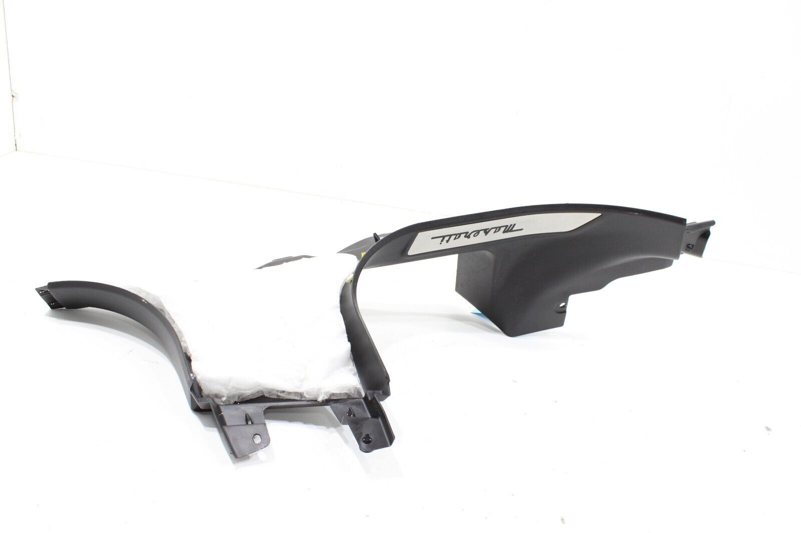 17-20 MASERATI LEVANTE RIGHT PASSENGER SIDE B PILLAR LOWER TRIM COVER PANEL OEM