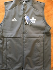 novo casaco da adidas