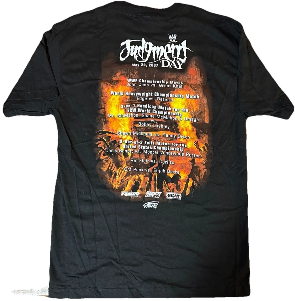 Camisa Evento Día del Juicio Final WWE Doble Cara Talla M Nueva De Colección 2007 PPV NUEVA SIN ETIQUETAS Foto 2 de 3
