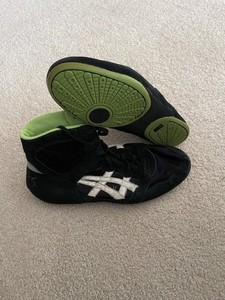 Asics Split- Second Wrestling Shoes Size 11.5 Green and Black. Great Shape