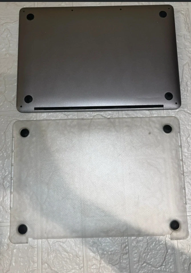 APPLE MACBOOK PRO 13" 2017 RETINA CORE i5 RAM 8GB SSD 256 GB - Image 4 of 4