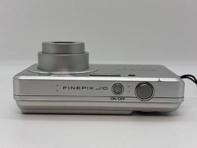 Fujifilm FinePix J10 8.2MP 3x Zoom Compact Digital Camera Silver