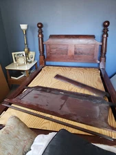 Antique full size bed