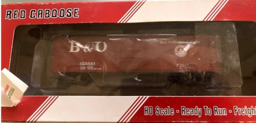 Red Caboose HO gauge B&O 272561 x29 style boxcar in wrong box