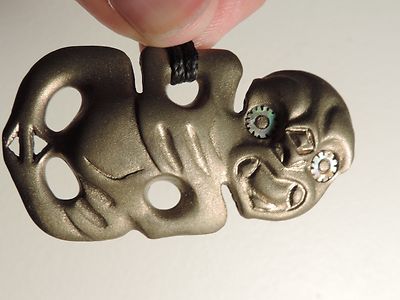 New Zealand Well Made BRONZE SMALL CUTE Maori Hei Tiki Talisman PAUA SHELL EYES