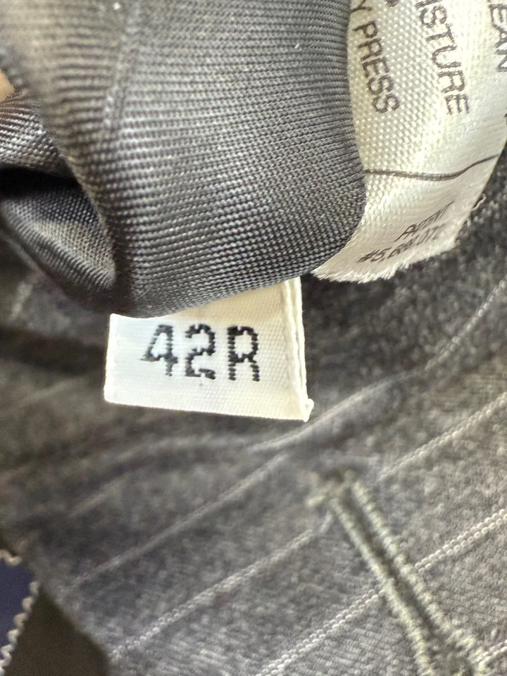 Traje De Colección Loro Piana Cremieux 2 Piezas, 42R, 35x30, Gris Oscuro Rayas, Super 130 Foto 4 de 4