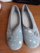 Women's Grey Slippers Pavers Size 3, 36 Eu