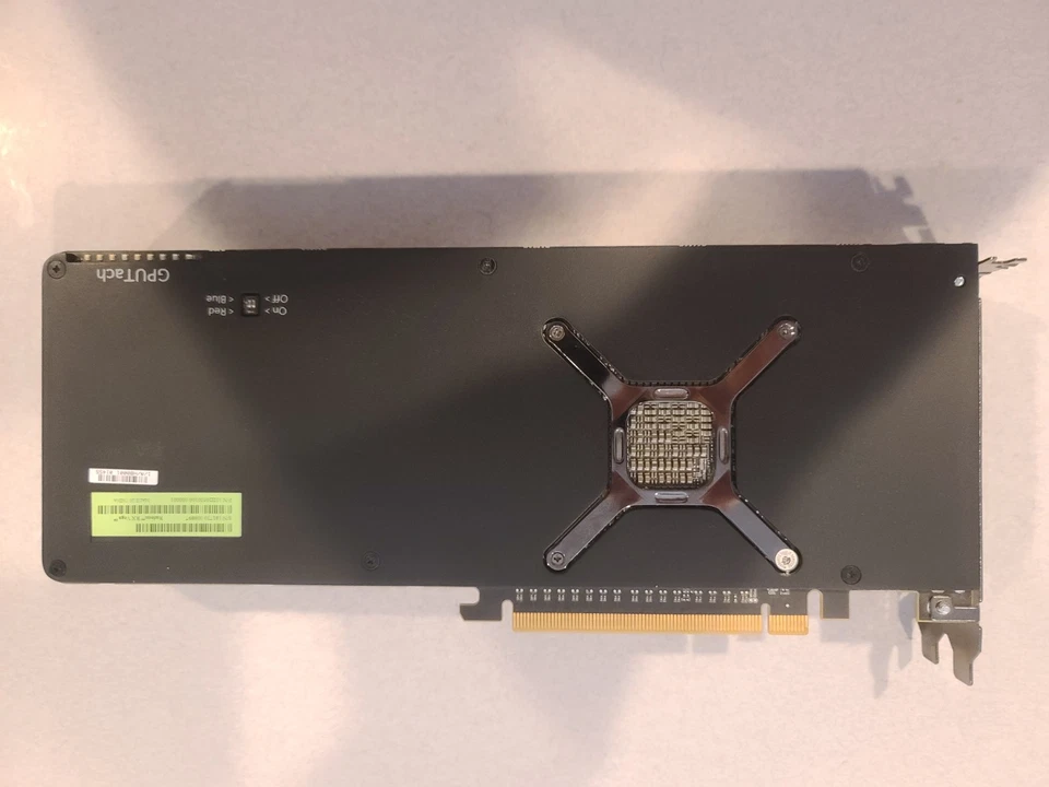 AMD Gigabyte Radeon Vega 64 8GB Video card - Image 2 of 4