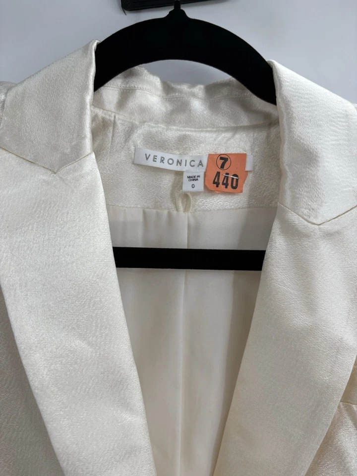 Veronica beard Athens Satin Peak Lapel Blazer In Off White blazer size 0 - Image 3 of 4