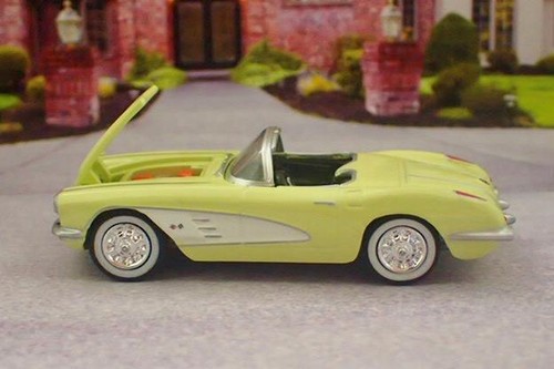1st Gen 1953–1962 Chevrolet C1 Corvette 283ci V8 Roadster 1/64 Scale Ltd Edit R - Picture 3 of 5