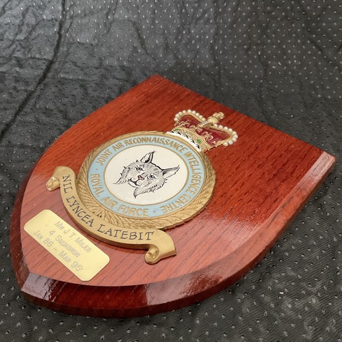 Vintage Royal Air Force Joint Air Reconnaissance Intelligence Centre Plaque/RARE - Picture 5 of 8