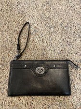 COACH Vintage Classic Black Leather Turn Lock Front Wristlet Wallet