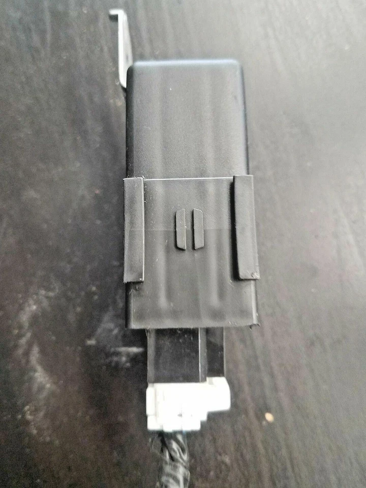 Unidad automática de advertencia de llave Subaru Legacy Outback 2000-2004 88013AE00 OEM Foto 3 de 3