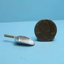 Dollhouse Miniature Large Metal Scoop ISL0319