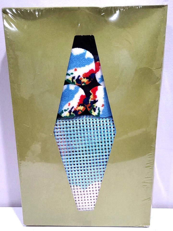 Bucilla No. 12964 "Heavenly Rainbow" Latch Rug or Wall Hanging Deluxe Pile 20x27 - Image 2 of 4