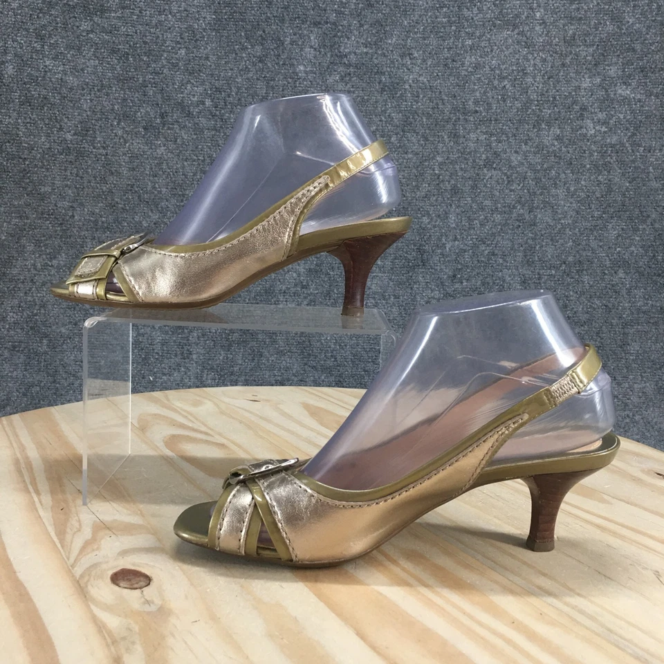 Sandalias Cole Haan para mujer 7B doradas con correa y hebilla punta abierta D28547 Foto 2 de 4