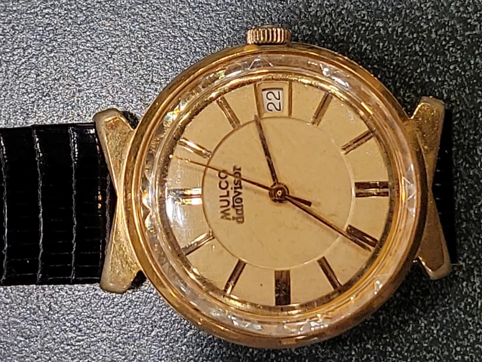 Reloj de pulsera suizo vintage MULCO Datovisor 21 joyas funcionando 263-104 Foto 2 de 4