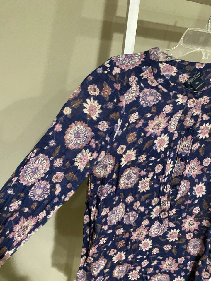 Lucky Brand 深蓝色花卉衬衫 - XS 码  — 第 3/4 张图片