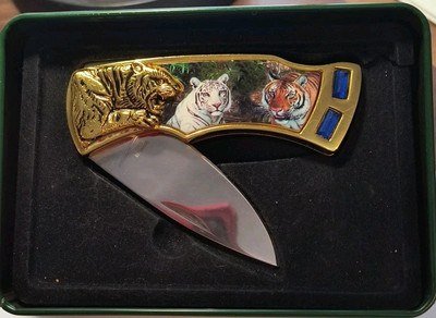 250222 VTG Wildlife Lockback Pocket Knife Siberian Tiger w/matching tin