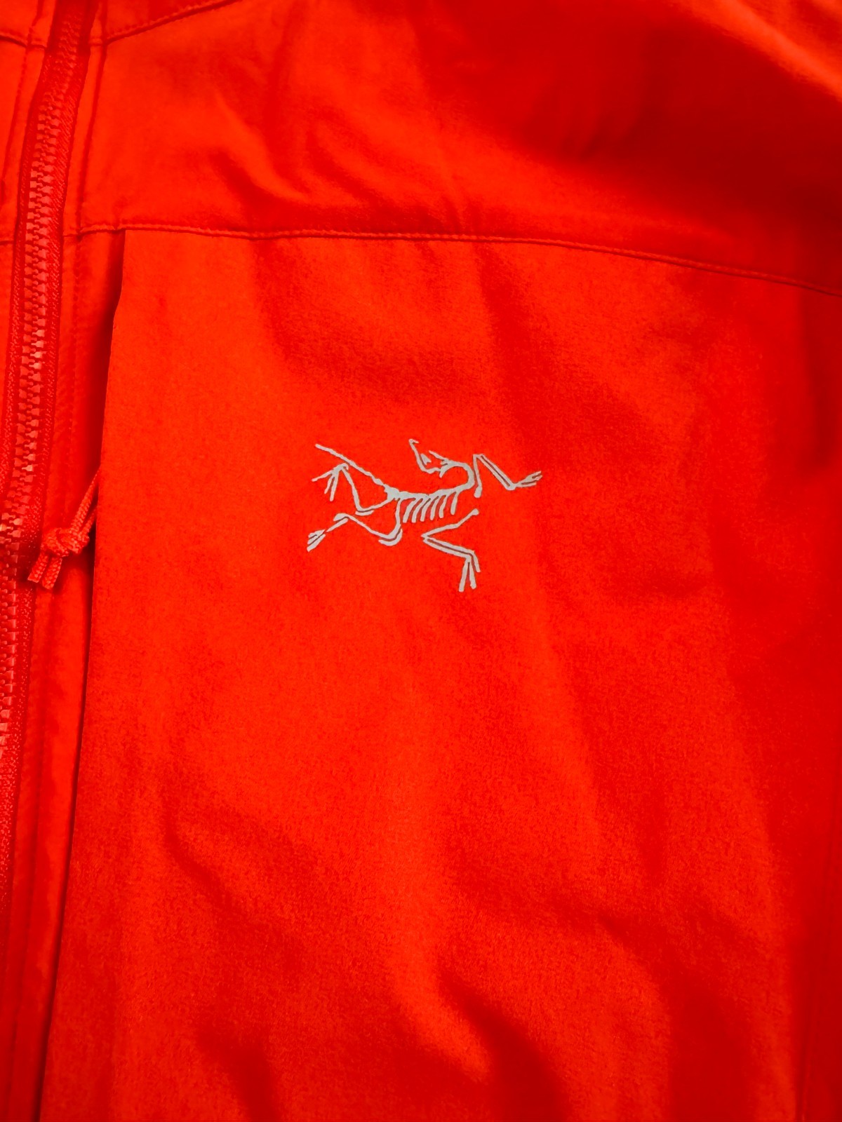 NWT Arc’teryx PRO LEAF Practitioner AR Hoody Men’s Medium Dynasty Red –Brand New