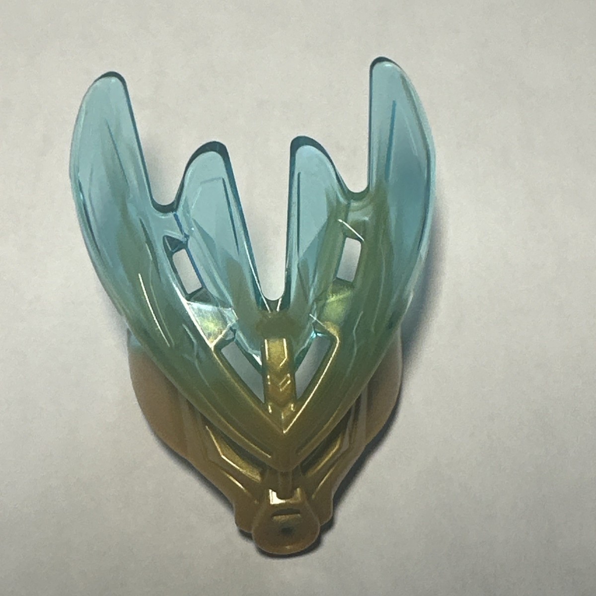 LEGO Bionicle Mask of Ice 19149pb03 Pearl Gold Trans-Light Blue