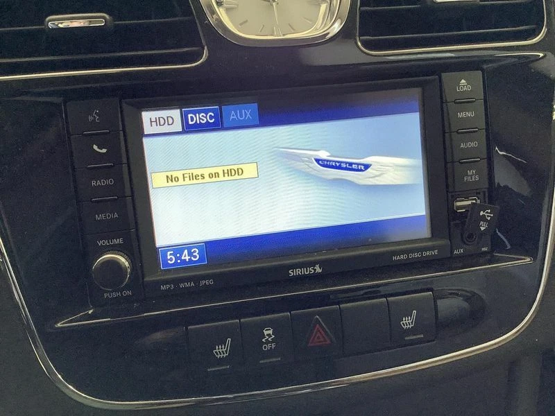 Chrysler 200 2011-2014 receptor de pantalla de radio AM FM CD DVD SAT Face ID RBZ fabricante de equipos originales  Foto 3 de 4