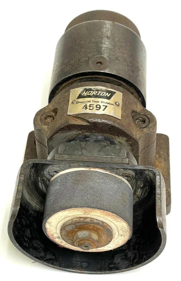 DISPOSITIVO DE TORNEADO CONTROLADO NORTON 4597  Foto 2 de 4