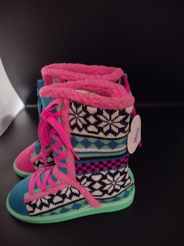 Botas LittleMissMatched Coloridas Talla 5 NUEVAS con Etiquetas Precio de venta sugerido por el fabricante $39 - Imagen 3 de 5