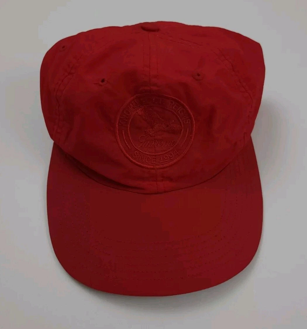Chapeau brodé oiseau Supreme Knowledge Reigns nylon rouge rare sport de plein air USA 