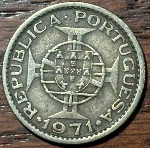 HIGHER GRADE VF/XF  1971 PORTUGAL / MOZAMBIQUE 5 ESCUDOS COIN-JAN545