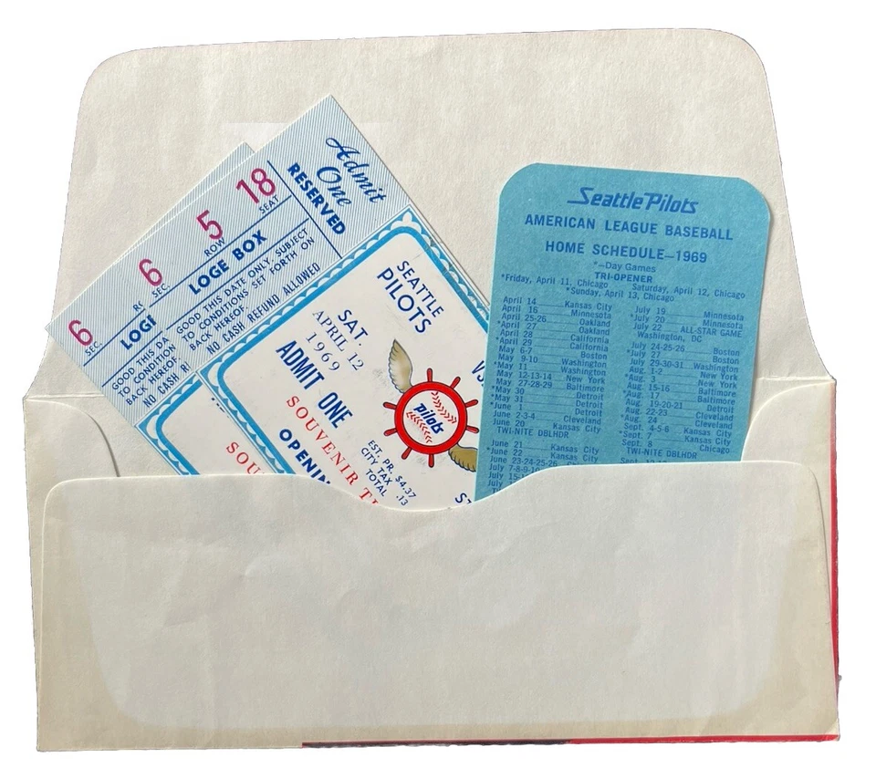 1969 SEATTLE PILOTS OPENING DAY TICKETS, SCOREBOOKS, POCKET SCHEDULE & 45 RPM - Image 2 of 4
