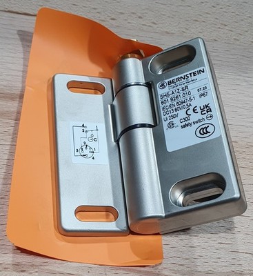 Bernstein 6019261010 Sicherheitsschalter SHS-A1ZSR Neu Tür Scharnierschalter