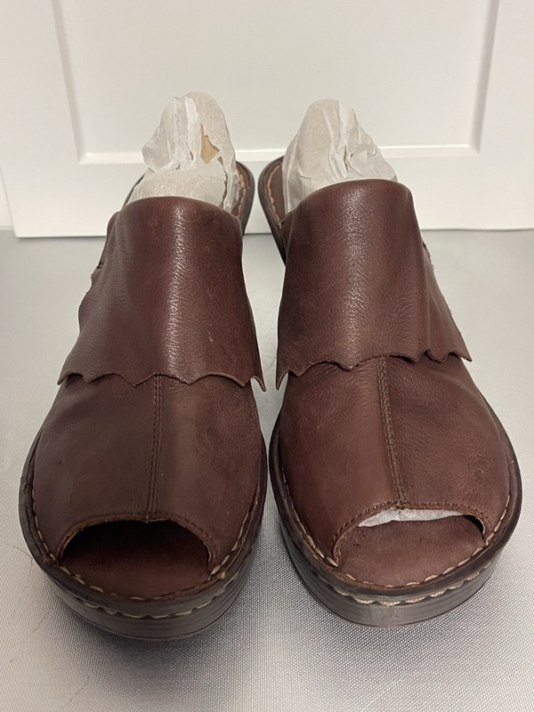 BORN Brown LEATHER Wedge MULES Clogs Slip On Heels Comfortable Sz 10