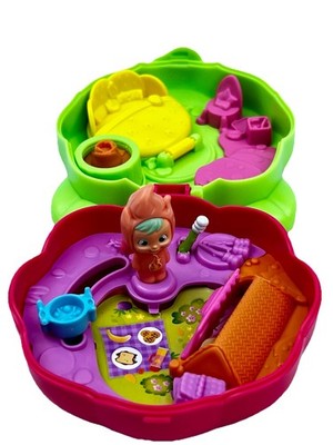 Cry Babies   Little Changers Playset Compact With Mini Doll