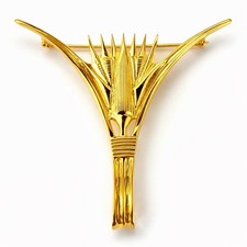 Mma Metropolitan Museum Of Art Egyptian Lotus Water Lily Gold Tone Brooch 1970s Mma Metropolitan Museum Of Art Egyptian Lotus Water Lily Gold Tone Brooch 1970s