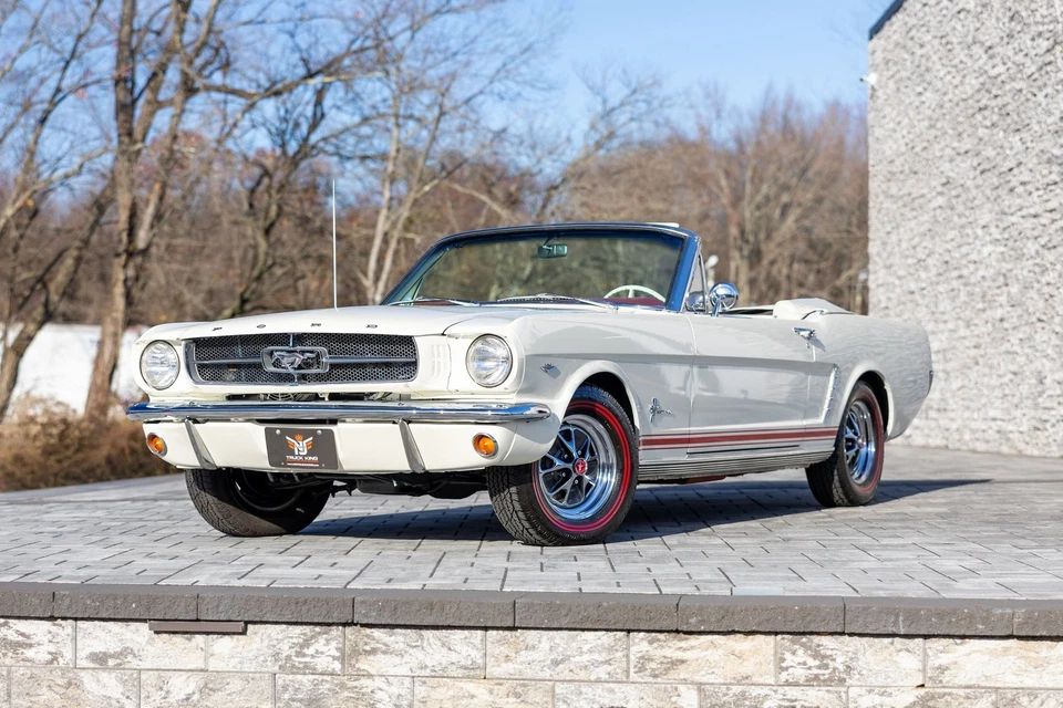 Ford Mustang 1965  - Imagem 2 de 4