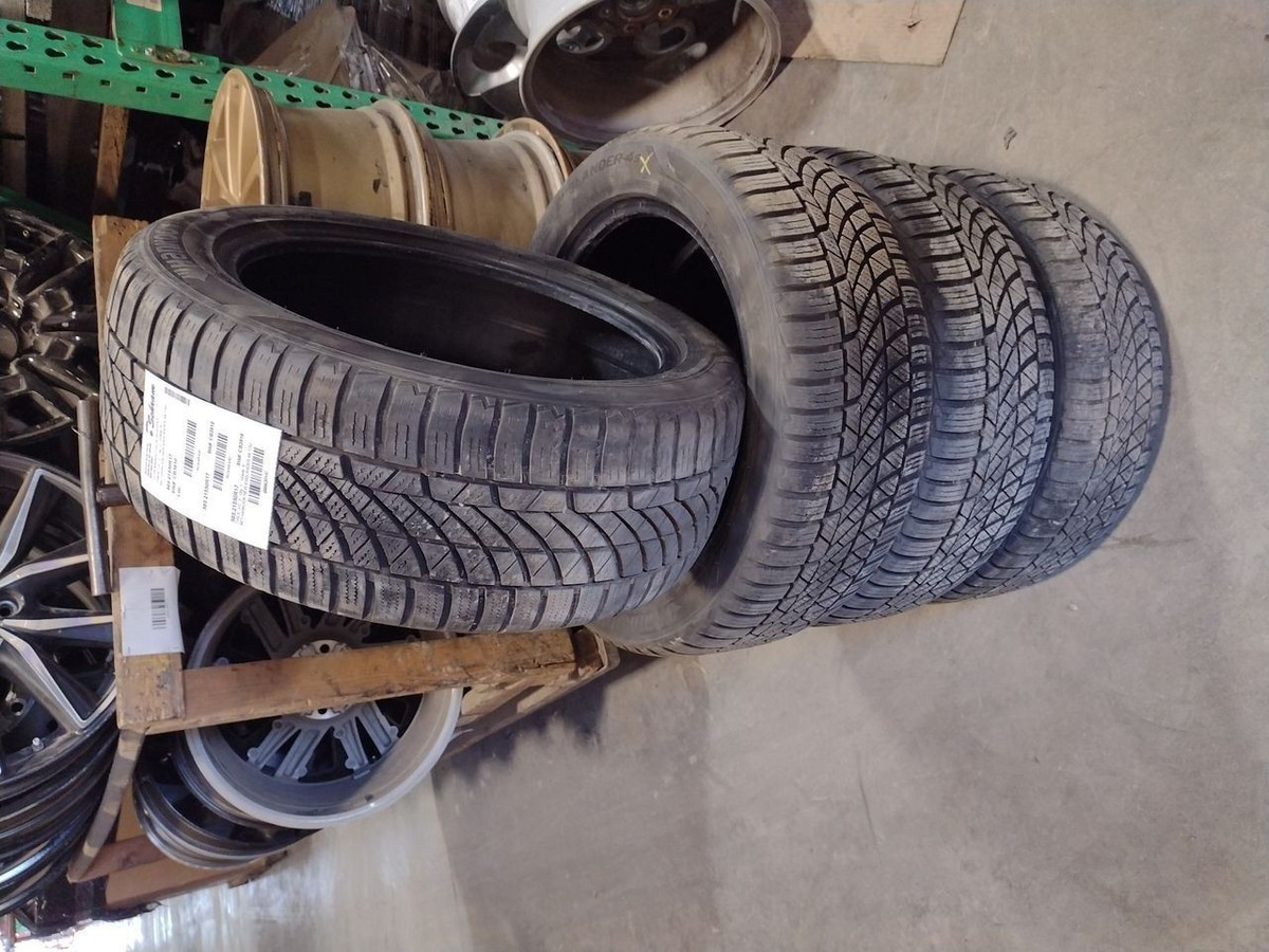 215/50 R17 91V Tire Set Hankook New Englander 4S 7/32 Tread Depth