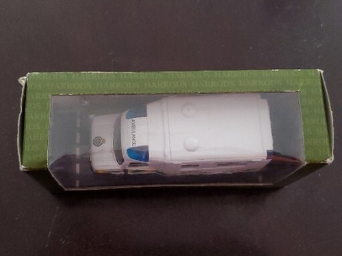 Harrods Scenes of London Double Decker Bus Transport Diecast Toy - Picture 8 of 24