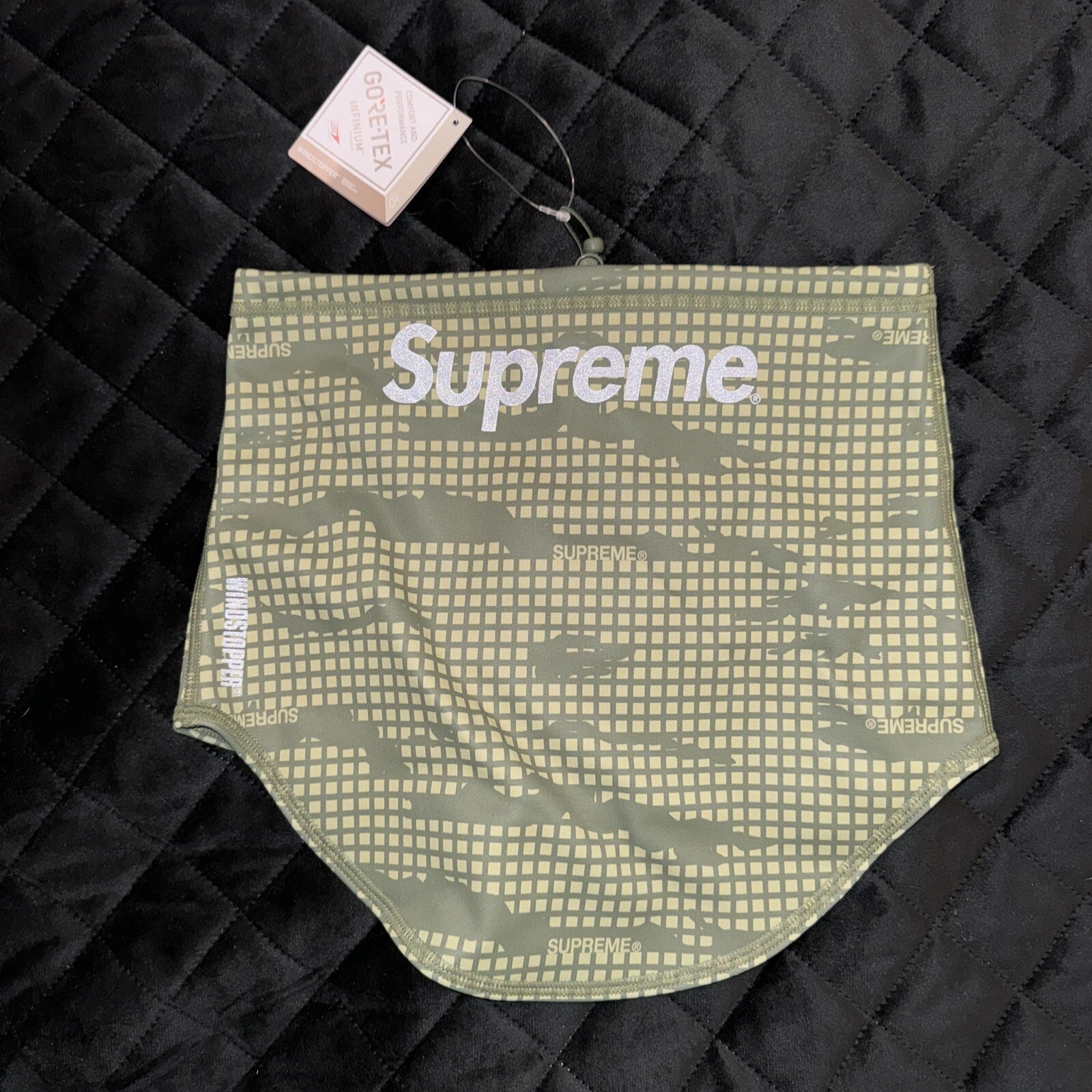 GAITER GAITER GRID OLIVE OS FW21 (100 % AUTHENTIQUE) SUPREME/STOPPER GAITER GRID CAMO OS FW21 (100 % AUTHENTIQUE) NEUF