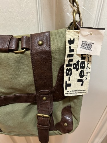 T-Shirt &Jeans Crossbody Messenger Bag/ Mail Bag NWT - Picture 3 of 15
