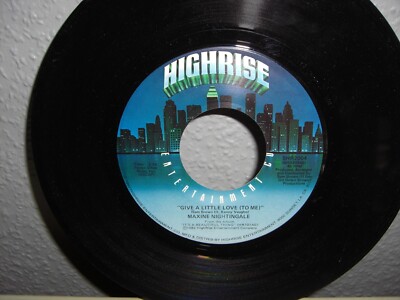 Schallplatte 7''/ MAXINE NIGHTINGALE ( GIVE A LITTLE LOVE - TO ME ) Vinyl 1982
