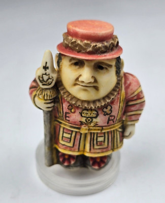 2001  Harmony Kingdom Balls Pot Bellys Beef Eater Yeoman Guard Tower of London